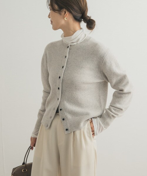 URBAN RESEARCH DOORS（アーバンリサーチドアーズ）の「ウールサテン釦コンパクトカーディガン（カーディガン/ボレロ・レディース・L/GRAY/YELLOW/TOP GRAY・M）」の10枚目の写真
