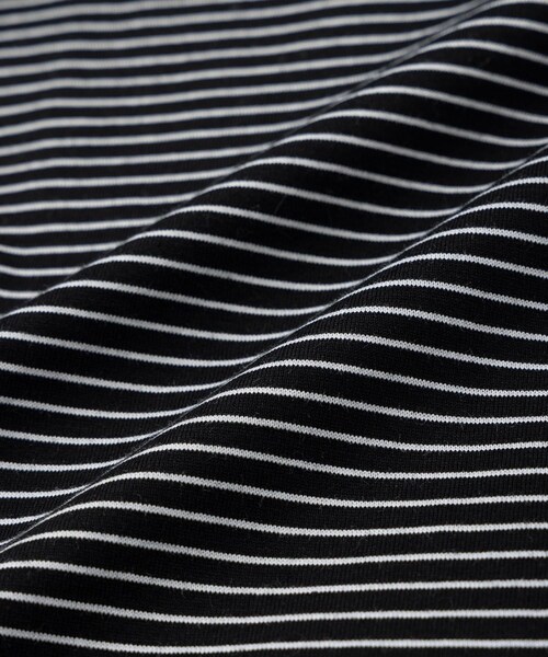 Saturdays NYC(サタデーズ ニューヨークシティ )の「Randall Stripe Relaxed SS Tee(Tシャツ/カットソー・レディース・ブラック/オフホワイト/オリーブ・L/M/S/XL)」の21枚目の写真