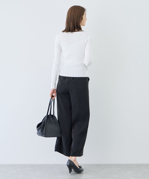 Jayro（ジャイロ）の「配色Vネックリブニット（ニット/セーター・レディース・ホワイト系/ネイビー/ブルー系・M）」の16枚目の写真