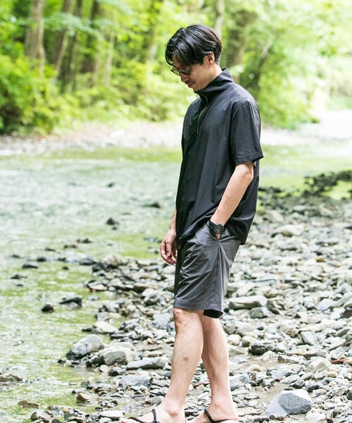 ITEMS URBANRESEARCH(アイテムズ アーバンリサーチ)の「シルキーナイロン 多機能 ショートパンツ(その他パンツ・メンズ・CHA/BLK/NVY・M/L)」の13枚目の写真