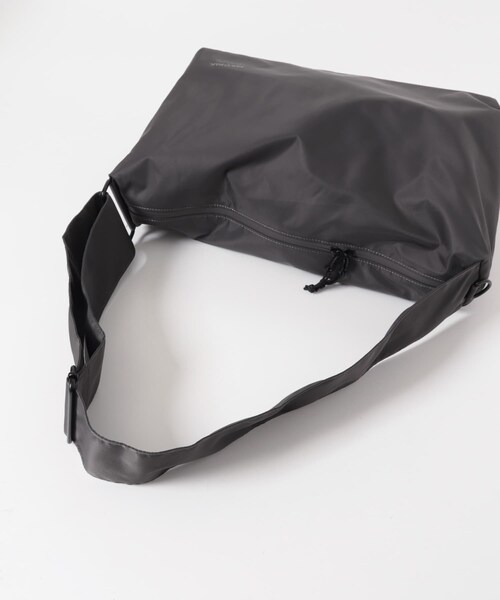 URBAN RESEARCH DOORS（アーバンリサーチドアーズ）の「『別注』YAKPAK×DOORS　SHOULDER BAG M（ショルダーバッグ・メンズ・BLACK/CHARCOAL/GRAY・-）」の20枚目の写真
