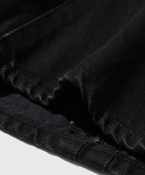ADAM ET ROPE'（アダムエロペ）の「【NVRFRGT/ネヴァーフォーゲット】3D TWISTED WIDE LEG JEANS FADED BLACK（デニムパンツ・メンズ・ブラック・1/2/3）」の12枚目の写真