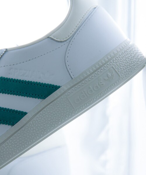 URBAN RESEARCH DOORS(アーバンリサーチドアーズ)の「『別注』adidas×DOORS HANDBALL SPEZIAL(スニーカー・レディース・WHT/GRN・22.5/23/23.5/24/24.5/25)」の21枚目の写真