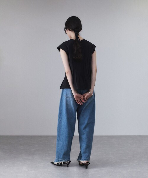 ADAM ET ROPE'（アダムエロペ）の「【定番】タックフレアジレブラウス（シャツ/ブラウス・レディース・ホワイト/ベージュ系/ネイビー系/ブラック・F）」の9枚目の写真