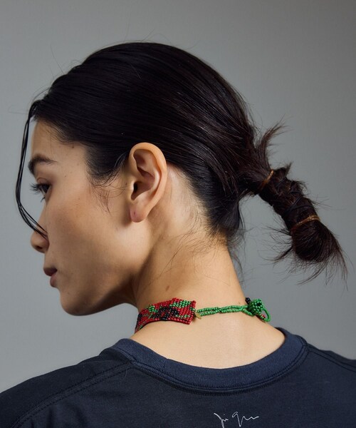 ADAM ET ROPE'(アダムエロペ)の「【J'aDoRe・店舗限定】【LY(エルワイ)】Gargantilla /ビーズチョーカー(チョーカー・レディース・レッド系・F)」の3枚目の写真