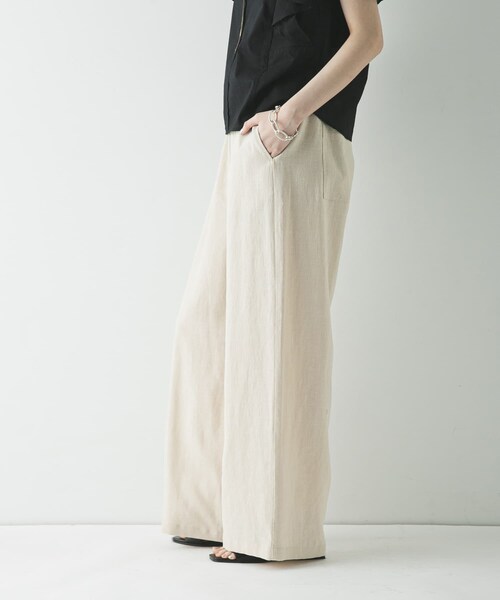 URBAN RESEARCH(アーバンリサーチ)の「ラミーレーヨンイージーパンツ(その他パンツ・レディース・BEIGE/BLACK・36/38)」の15枚目の写真