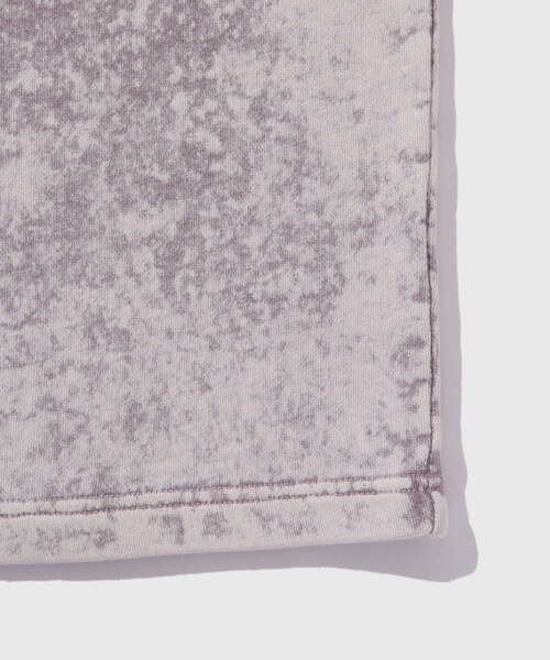 ADAM ET ROPE'（アダムエロペ）の「フェード　スウェット　プルオーバー（スウェット・メンズ・ブラック系/パープル系・L/M）」の8枚目の写真