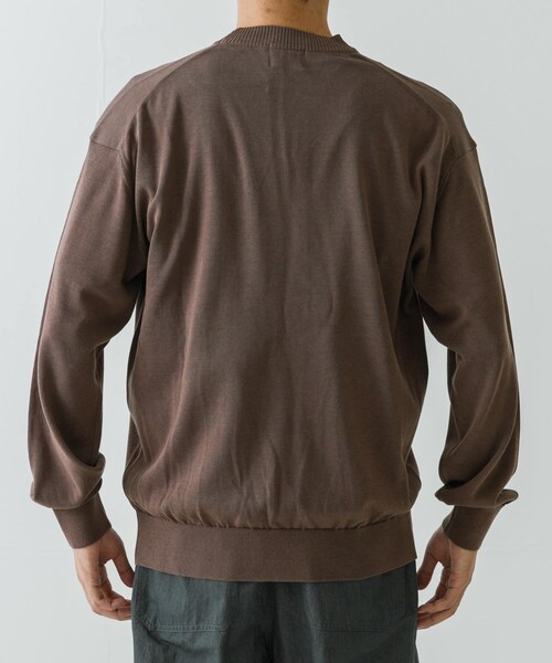 URBAN RESEARCH(アーバンリサーチ)の「ANOTHER OFFICE Current Silk V-neck Knit(ニット/セーター・メンズ・Mild Brown/Forest・1/2/3)」の6枚目の写真