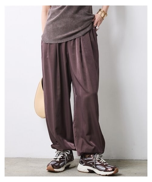 nissen（ニッセン）の「バルーンパンツ＜大きいサイズ有＞シックスタイル（パンツ・レディース・バーガンディブラウン/黒・M/L/LL/3L/4L/5L/6L/8L/10L）」の19枚目の写真