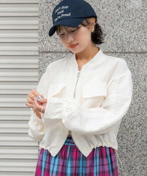 SENSE OF PLACE by URBAN RESEARCH(センスオブプレイスバイアーバンリサーチ)の「ドロストシャーリングシアーブルゾン(ブルゾン・レディース・ORANGE/IVORY/BLACK・one)」の5枚目の写真