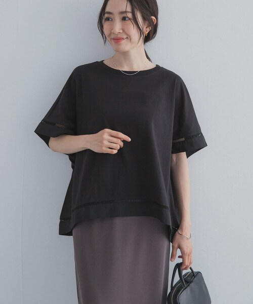 URBAN RESEARCH DOORS(アーバンリサーチドアーズ)の「ハシゴレースドッキングプルオーバー(Tシャツ/カットソー・レディース・OFF WHITE/BLACK/CAMEL・Free)」の16枚目の写真