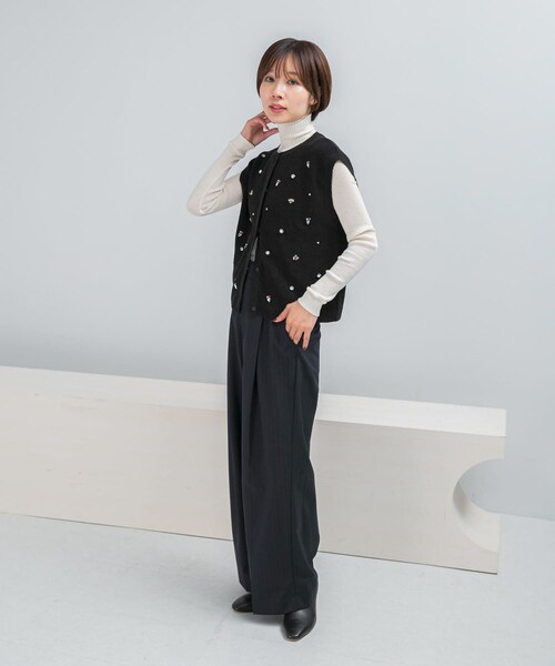 URBAN RESEARCH ROSSO（アーバンリサーチロッソ）の「ビジューニットベスト（ニット/セーター・レディース・BLACK・FREE）」の6枚目の写真