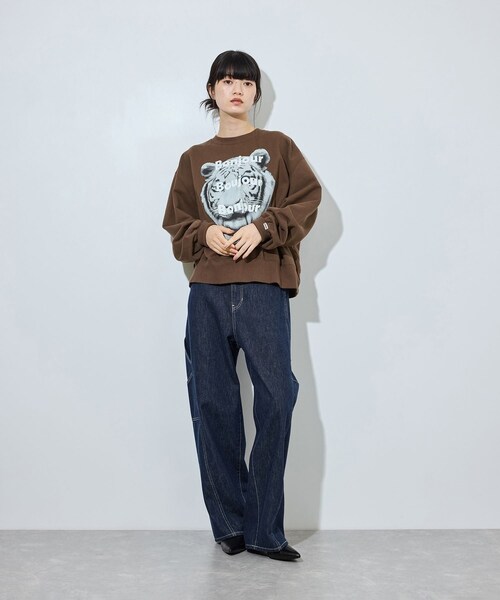 ADAM ET ROPE'（アダムエロペ）の「【Oblada(オブラダ)】別注 TIGER SWEAT（スウェット・レディース・ブラウン/ネイビー・F）」の7枚目の写真