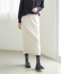 nissen | 大きいサイズなめらか桃起毛フェイクスエードポンチタイトスカート（ゆったりヒップ）(スカート)