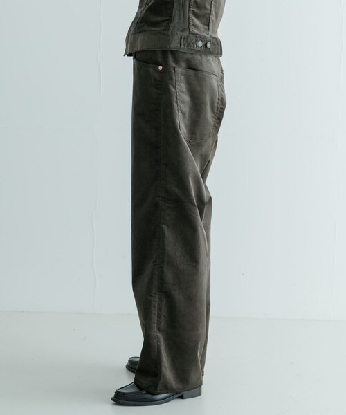 URBAN RESEARCH（アーバンリサーチ）の「Scye　Corduroy Wide Leg Jeans（その他パンツ・メンズ・ブラウン・29/31）」の4枚目の写真