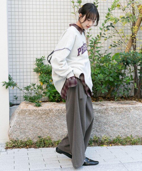 ITEMS URBANRESEARCH（アイテムズ アーバンリサーチ）の「裏起毛刺繍ロゴスウェット（スウェット・レディース・OML/BRN/L.PNK・FREE）」の10枚目の写真