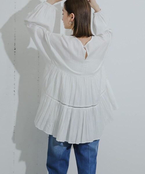 SENSE OF PLACE by URBAN RESEARCH（センスオブプレイスバイアーバンリサーチ）の「インドレースティアードチュニック（チュニック・レディース・OFF WHITE/BLUE/BLACK・one）」の8枚目の写真