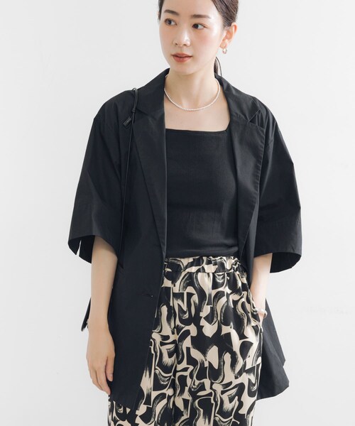 URBAN RESEARCH（アーバンリサーチ）の「コットンハーフスリーブジャケット（テーラードジャケット・レディース・IVORY/BLACK・FREE）」の3枚目の写真