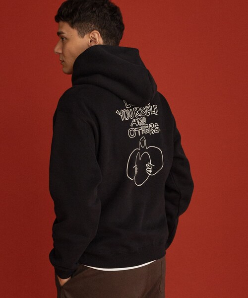 URBAN RESEARCH Sonny Label（アーバンリサーチサニーレーベル）の「オガワナツミ コラボスウェットフーディー（パーカー・メンズ・グレー/ブラウン/ブラック・M/L）」の9枚目の写真