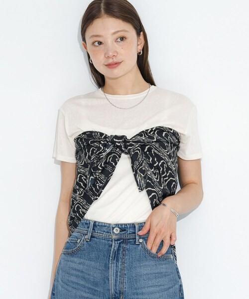 URBAN RESEARCH Sonny Label（アーバンリサーチサニーレーベル）の「大判ニュアンスプリントスカーフ（バンダナ/スカーフ・レディース・ピスタチオ系/ブラック系/ブラウン系・FREE）」の15枚目の写真