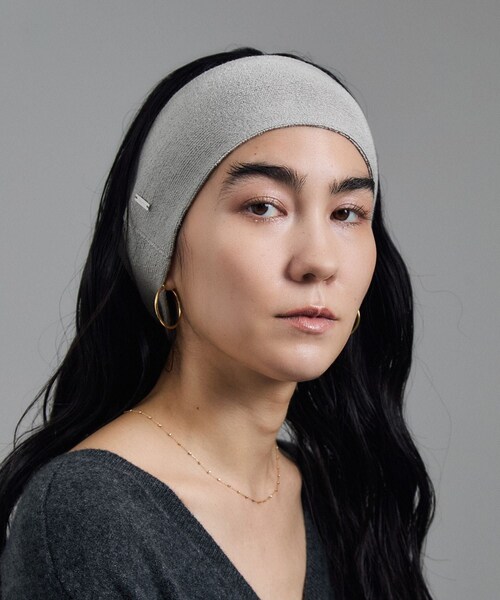 ADAM ET ROPE'(アダムエロペ)の「【J'aDoRe・店舗限定】【heyep(ヘイップ)】Silk Hair Band / シルクヘアバンド(ヘアバンド・レディース・ブラック/グレー・F)」の19枚目の写真