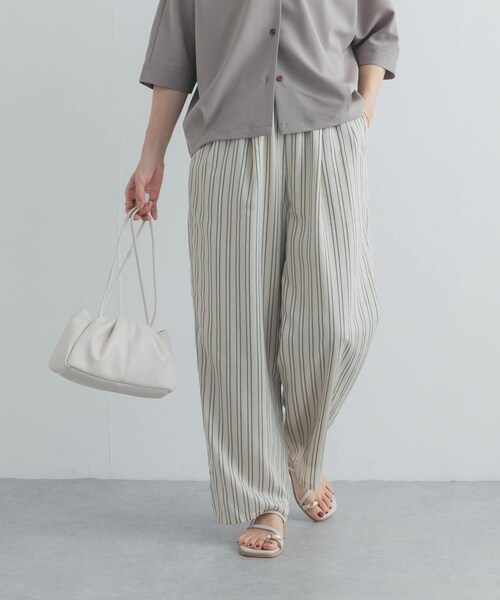 URBAN RESEARCH DOORS（アーバンリサーチドアーズ）の「ストライプタックイージーパンツ（その他パンツ・レディース・NATURAL/GRAY・Free）」の19枚目の写真