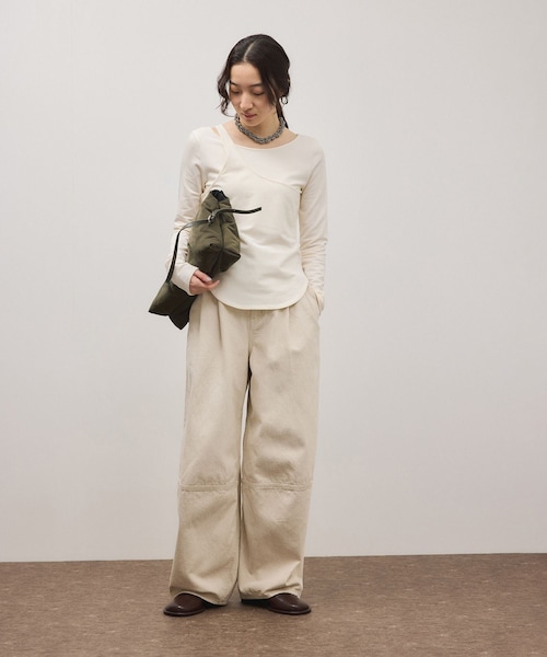 ADAM ET ROPE'（アダムエロペ）の「ダブルポケットパテッドショルダー（ショルダーバッグ・レディース・ブラック/カーキ・F）」の13枚目の写真