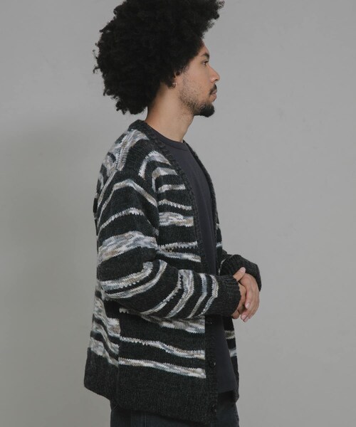 URBAN RESEARCH Sonny Label（アーバンリサーチサニーレーベル）の「ウール混スペースダイニットカーディガン（カーディガン/ボレロ・メンズ・ブラック/ネイビー/ベージュ・M/L）」の7枚目の写真