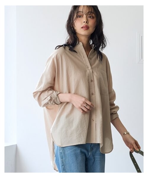 nissen（ニッセン）の「＜大きいサイズ＞【美極シャツ】オーバーサイズ２WAYシャツ（シャツ/ブラウス・レディース・チャコール/オフベージュ/サーモンピンク/サックス/モカブラウン/イエロー・【不要1】/【不要2】/L/LL/3L/4L/5L/6L/8L/10L）」の4枚目の写真