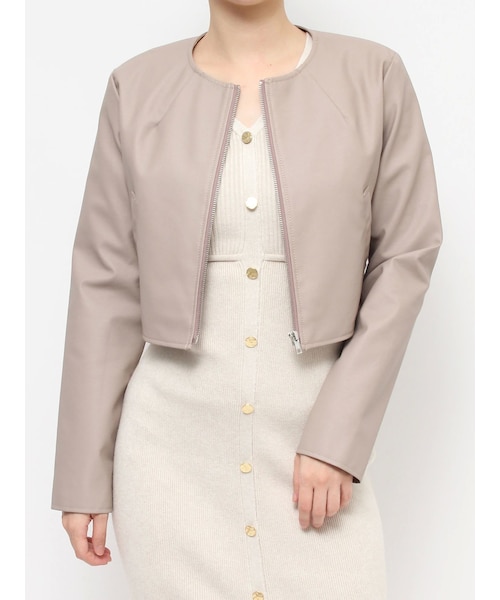 RESEXXY（リゼクシー）の「ノーカラーフェイクレザージャケット（ライダースジャケット・レディース・ホワイト/ブラック/ベージュ・F）」の6枚目の写真