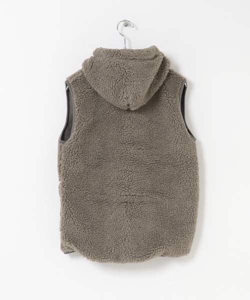 URBAN RESEARCH DOORS（アーバンリサーチドアーズ）の「GYMPHLEX　BOA HOODED VEST（ベスト・レディース・OYSTER/TAUPE/DK.GREY/NAVY/DK.BEIGE・14）」の15枚目の写真