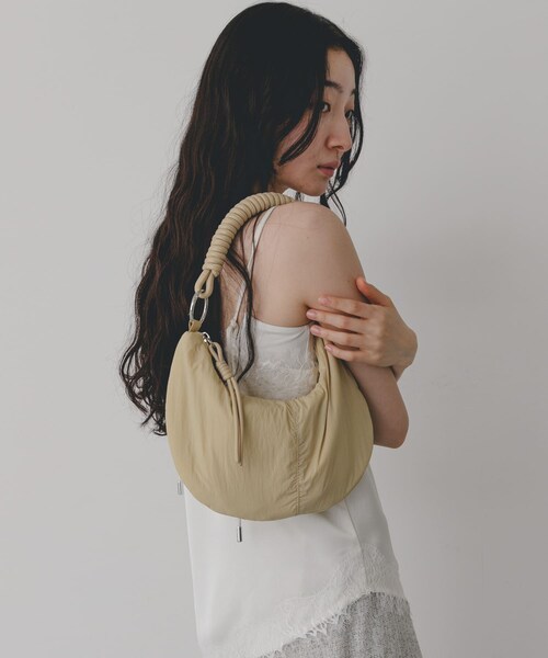 SENSE OF PLACE by URBAN RESEARCH（センスオブプレイスバイアーバンリサーチ）の「撥水 コードハンドルパフバッグ（ハンドバッグ・レディース・ブラック/ベージュ/レッド・One）」の14枚目の写真