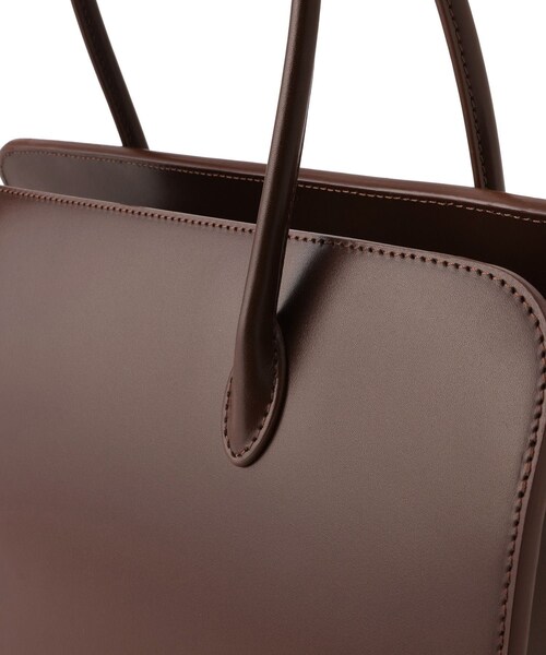 ADAM ET ROPE'(アダムエロペ)の「【AURALEE(オーラリー)】LEATHER TOTE BAG - M MADE BY AETA(ハンドバッグ・レディース・ブラック/ブラウン・F)」の6枚目の写真