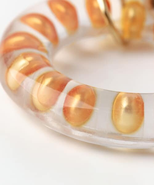 SENSE OF PLACE by URBAN RESEARCH(センスオブプレイスバイアーバンリサーチ)の「クリアサークルパーツイヤリング∴(イヤリング・レディース・BEG×CLEAR・-)」の4枚目の写真