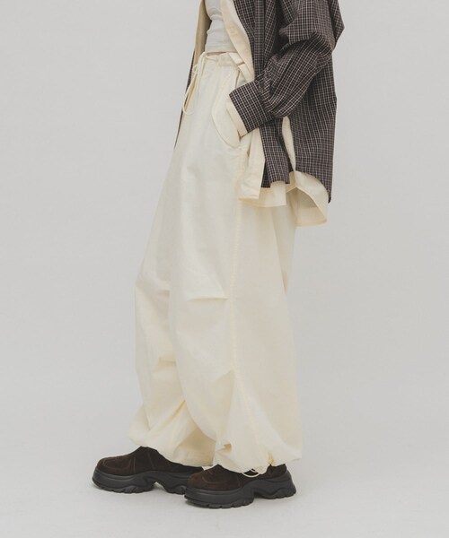 KBF（ケイビーエフ）の「2WAYワイドカーゴパンツ（その他パンツ・レディース・BROWN/IVORY/KHAKI・one）」の14枚目の写真