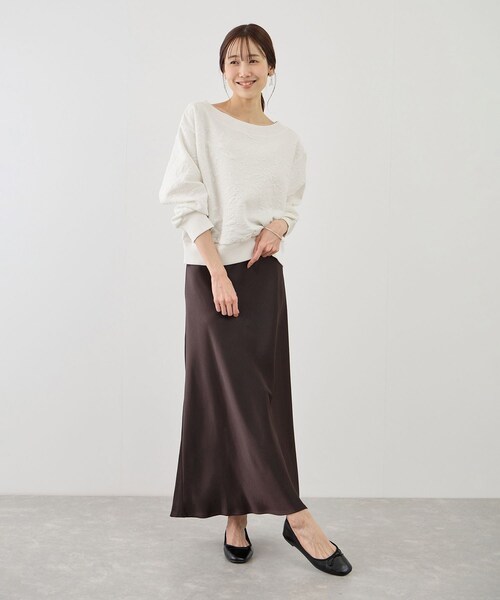 ROPE' PICNIC（ロペピクニック）の「2WAYボートネック花柄ふくれジャガードプルオーバー（スウェット・レディース・ホワイト/ネイビー/サックス・F）」の5枚目の写真