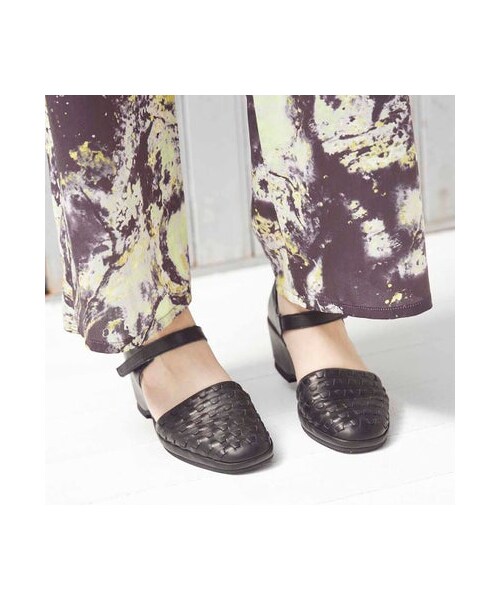 D'ICI（ディッシィ）の「モード エ ジャコモ ディッシィ MODE ET JACOMO DICI  オープントゥデザインパンプス （パンプス・レディース・BL/DBU/GYA/IVM・215/21.5cm/220/22cm/225/22.5cm/230/23cm/235/23.5cm/240/24cm/245/24.5cm/250/25cm）」の2枚目の写真