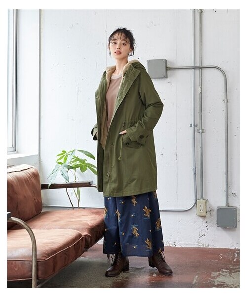 nissen（ニッセン）の「大きいサイズ  裏ボアライナー付モッズコート（モッズコート・レディース・ビターキャメル/ネイビー/カーキ(旧)/黒(旧)/ラベンダー/ベージュ/トープグレー/黒/カーキ・L/LL/3L/4L/5L/6L/8L/10L）」の6枚目の写真