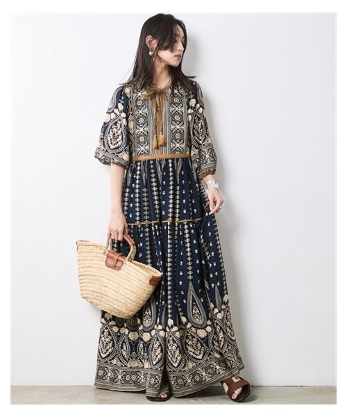 nissen（ニッセン）の「エスニックパネルプリントマキシワンピース＜大きいサイズ有＞シックスタイル（ワンピース・レディース・オフホワイト系/黒系/ブルー系/ネイビー系・6L/8L/10L/M）」の11枚目の写真