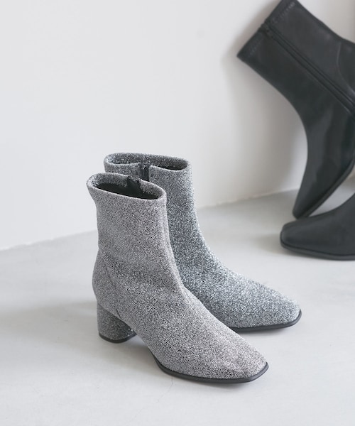 VIS（ビス）の「ストレッチヒールショートブーツ（ブーツ・レディース・ブラック/オフホワイト/シルバー・L/M/S）」の22枚目の写真