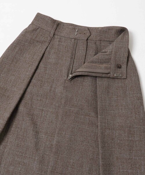 URBAN RESEARCH ROSSO（アーバンリサーチロッソ）の「タックスカート（スカート・レディース・LIGHTGRAY/BROWN・36/38）」の19枚目の写真