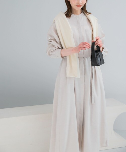URBAN RESEARCH ROSSO（アーバンリサーチロッソ）の「ウォッシャブルリネンライクシャツワンピース（ワンピース・レディース・L/BEIGE/MINT/NAVY・Free）」の6枚目の写真