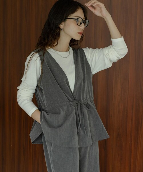 URBAN RESEARCH Sonny Label（アーバンリサーチサニーレーベル）の「ペプラムオールインワン（つなぎ/オールインワン・レディース・ブラック/グレー・36/38）」の14枚目の写真