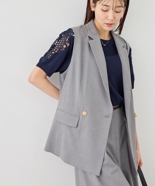 ROPE' PICNIC(ロペピクニック)の「カナパ スリーブレスジレ/セットアップ対応・UV・抗菌防臭・接触冷感(ベスト・レディース・グレー/ダークブラウン/ベージュ/ネイビー・F)」の15枚目の写真