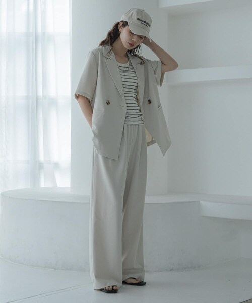 URBAN RESEARCH Sonny Label（アーバンリサーチサニーレーベル）の「ハイスペジャケットパンツセットアップ（セットアップ・レディース・オフ/チャコール・Free）」の4枚目の写真