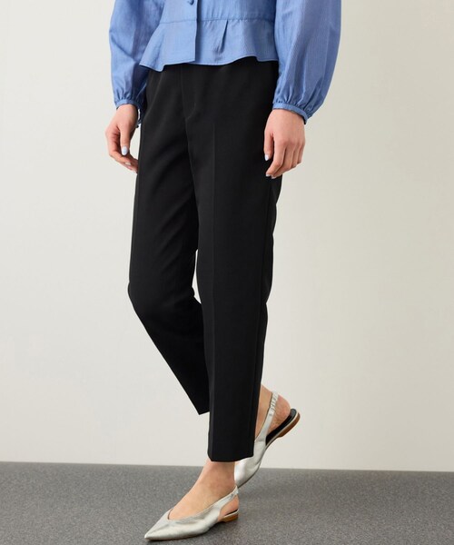 ROPE'（ロペ）の「ダブルクロスストレッチペンシルパンツ/接触冷感・イージーケア・セットアップ対応（その他パンツ・レディース・ブラック/ベージュ・36/38）」の2枚目の写真