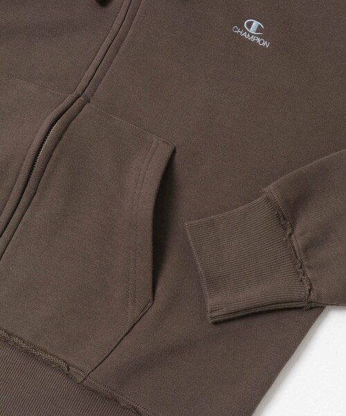 SENSE OF PLACE by URBAN RESEARCH(センスオブプレイスバイアーバンリサーチ)の「『別注』Champion×SENSE OF PLACE ジップパーカー(パーカー・レディース・OATMEAL/BROWN/GREEN・one)」の12枚目の写真