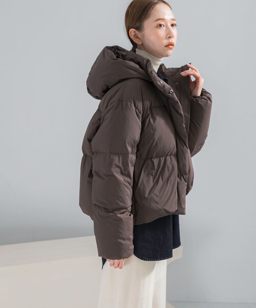 URBAN RESEARCH ROSSO（アーバンリサーチロッソ）の「FRENCH DOWNショートダウンコート（その他アウター・レディース・L/BEIGE/BROWN/BLACK・36/38）」の21枚目の写真