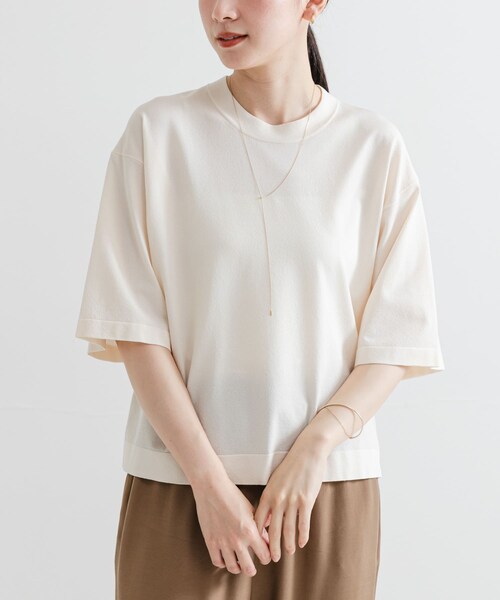 URBAN RESEARCH(アーバンリサーチ)の「ドライタッチハイゲージニットTシャツ(Tシャツ/カットソー・レディース・BLACK/OFF・FREE)」の4枚目の写真