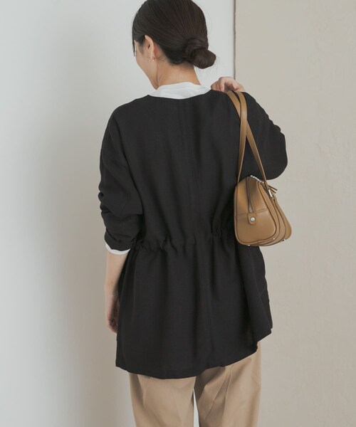 URBAN RESEARCH DOORS(アーバンリサーチドアーズ)の「ウエストドロストジャケット(テーラードジャケット・レディース・BLACK/BEIGE・M)」の5枚目の写真